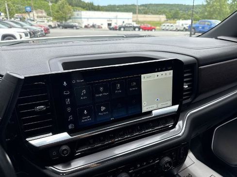 Certified 2024 Chevrolet Silverado 2500 High Country w/ Technology Package AWD/4WD image 12