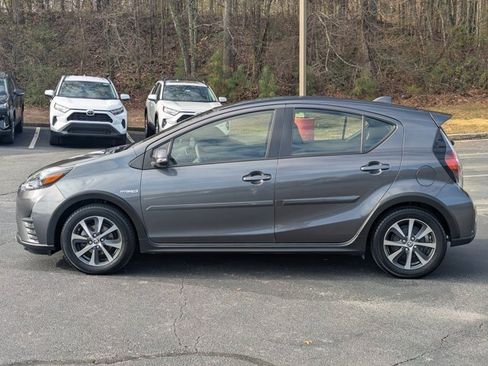 Used 2018 Toyota Prius C Two image 4