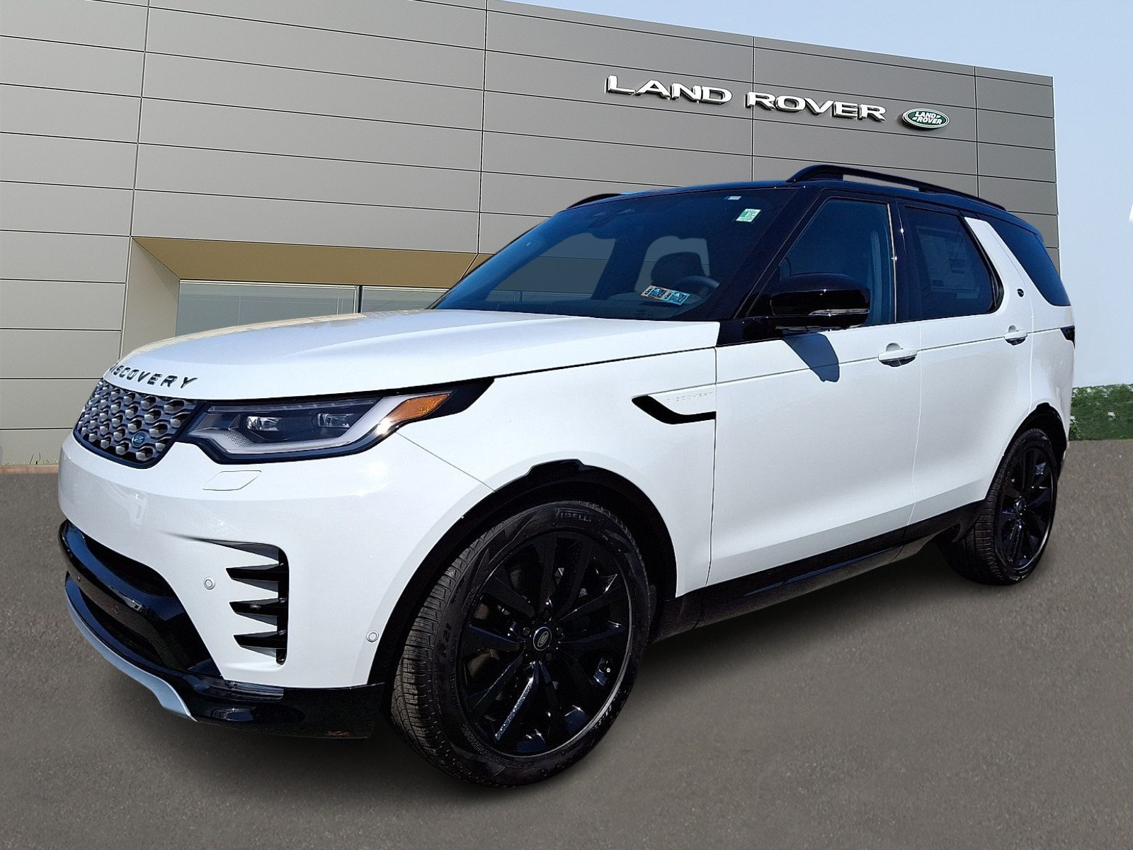 New 2026 Land Rover Discovery Limited Edition AWD/4WD image 1