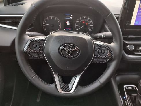 Used 2025 Toyota Corolla SE FWD image 9