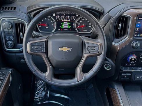 Used 2022 Chevrolet Silverado 1500 High Country w/ Z71 Off-Road Package image 16