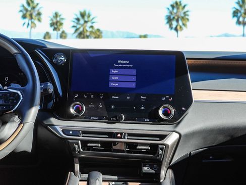 Used 2025 Lexus RX 350h image 14