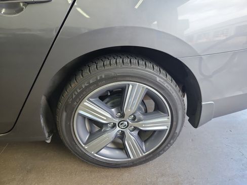 Used 2019 Nissan Sentra S FWD image 23