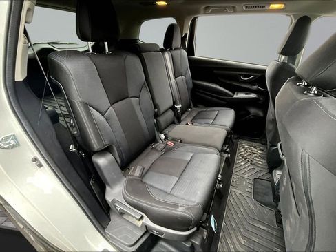 Used 2024 Subaru Ascent Premium w/ Convenience Package AWD/4WD image 21