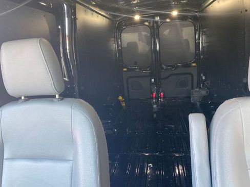 Used 2017 Ford Transit 350 148 Medium Roof image 18
