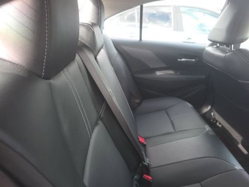 Used 2025 Toyota Corolla XLE FWD image 7
