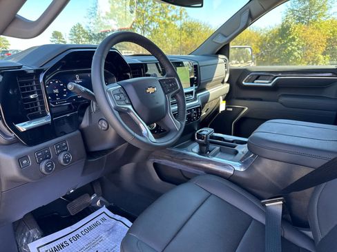 New 2025 Chevrolet Silverado 1500 LTZ image 14