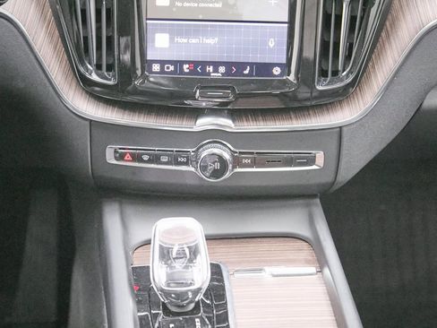 Certified 2023 Volvo XC60 B6 Ultimate image 34