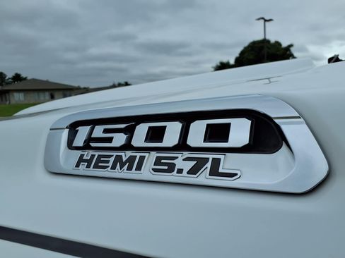 Used 2019 RAM 1500 Big Horn AWD/4WD image 2