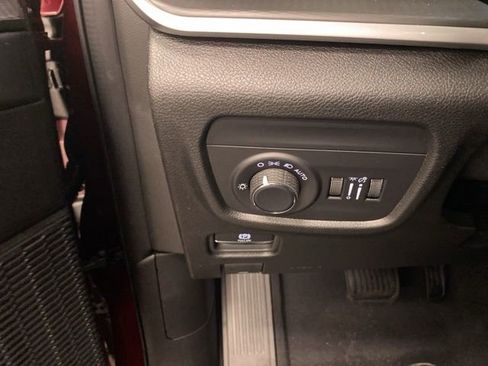 New 2025 Jeep Grand Cherokee Laredo w/ Luxury Tech Group I image 19