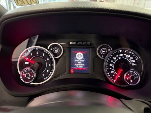 New 2026 RAM 2500 Tradesman AWD/4WD image 17