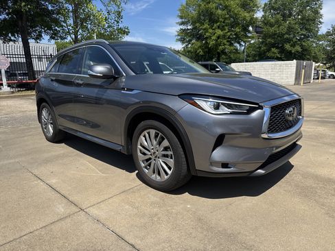 Used 2023 INFINITI QX50 Luxe FWD image 4
