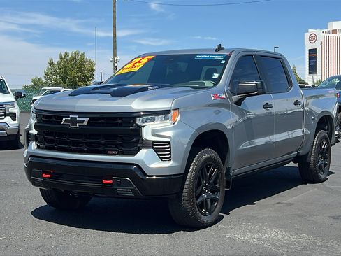 Used 2025 Chevrolet Silverado 1500 LT Trail Boss AWD/4WD image 1
