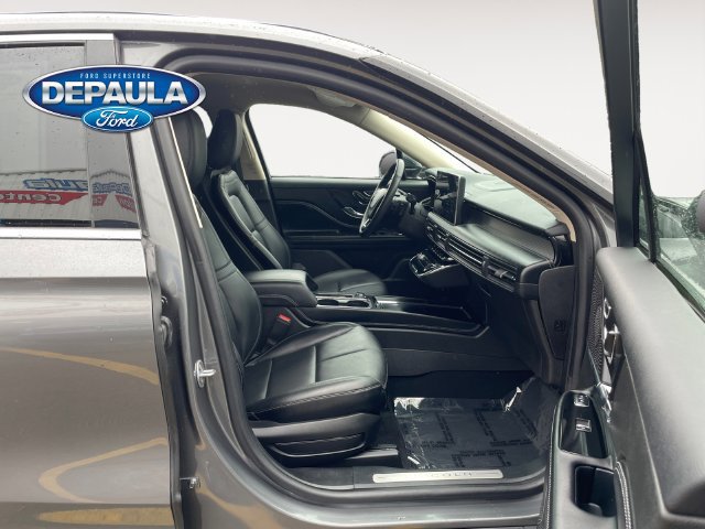 Used 2023 Lincoln Corsair AWD w/ Equipment Group 101A image 19