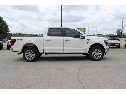 Used 2024 Ford F150 Lariat w/ FX4 Off-Road Package AWD/4WD image 6