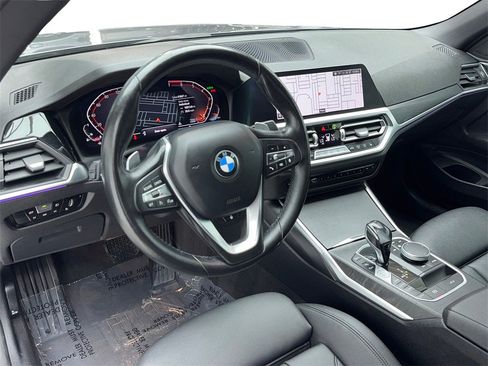 Used 2021 BMW 430i Convertible w/ Convenience Package image 27