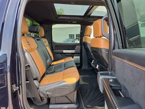 Used 2024 Ford F350 Platinum w/ FX4 Off-Road Package AWD/4WD image 29