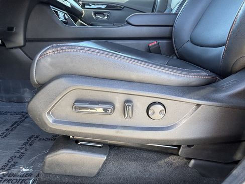 Certified 2025 Honda Pilot TrailSport image 16