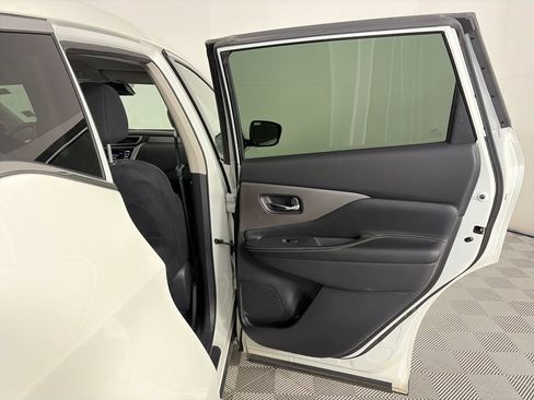 Used 2022 Nissan Murano S AWD/4WD image 26