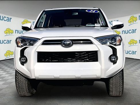 Used 2024 Toyota 4Runner SR5 Premium image 2