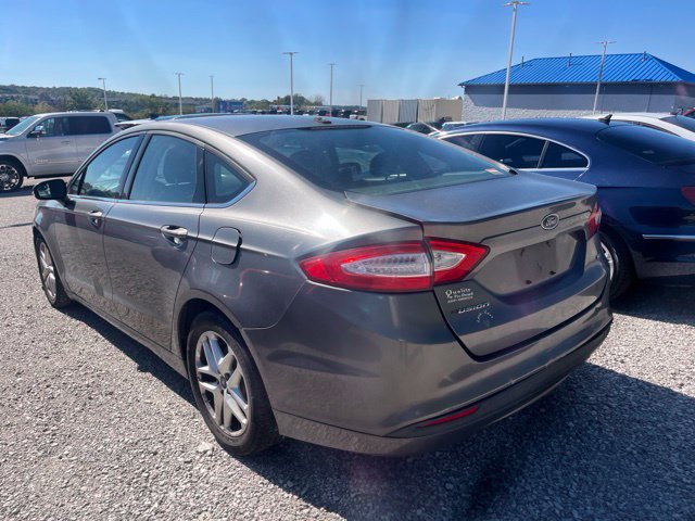 Used 2013 Ford Fusion SE FWD image 5