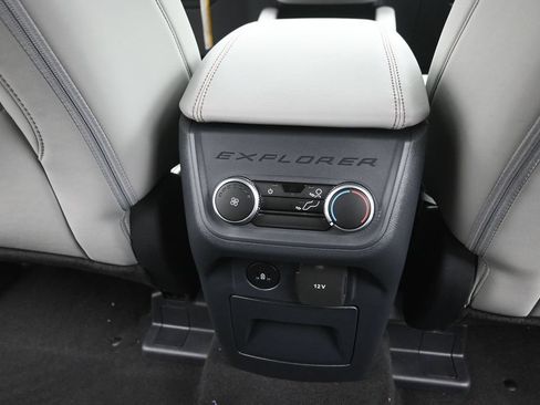New 2026 Ford Explorer Active w/ Active Comfort Package RWD image 14
