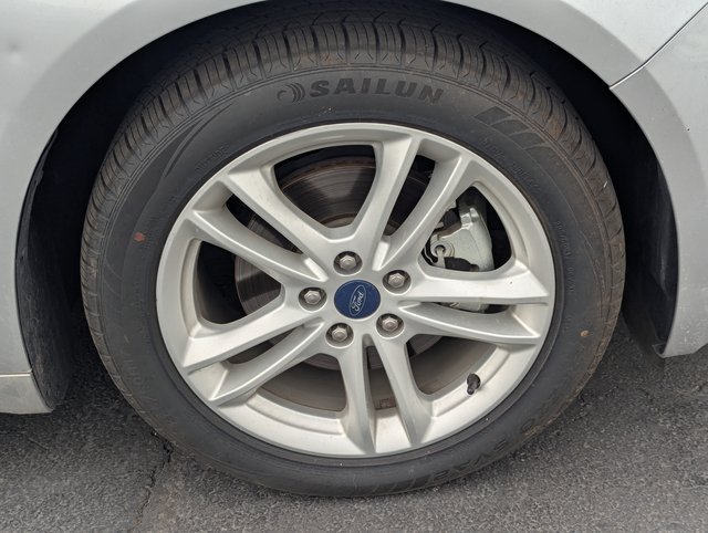 Used 2018 Ford Fusion S FWD image 11