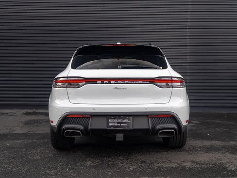 Certified 2025 Porsche Macan image 29