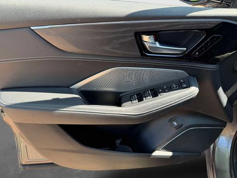 Certified 2023 Acura MDX SH-AWD w/ Advance Package image 14
