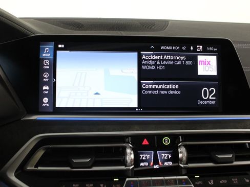 Used 2022 BMW X5 xDrive45e w/ Premium Package image 6