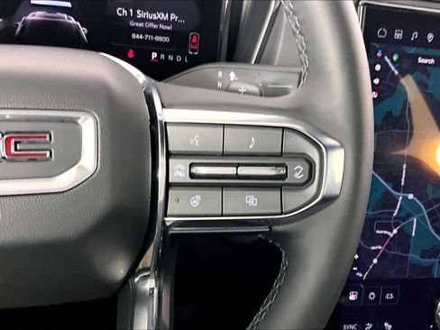 Used 2026 GMC Terrain Elevation w/ Elevation Premium Package image 25