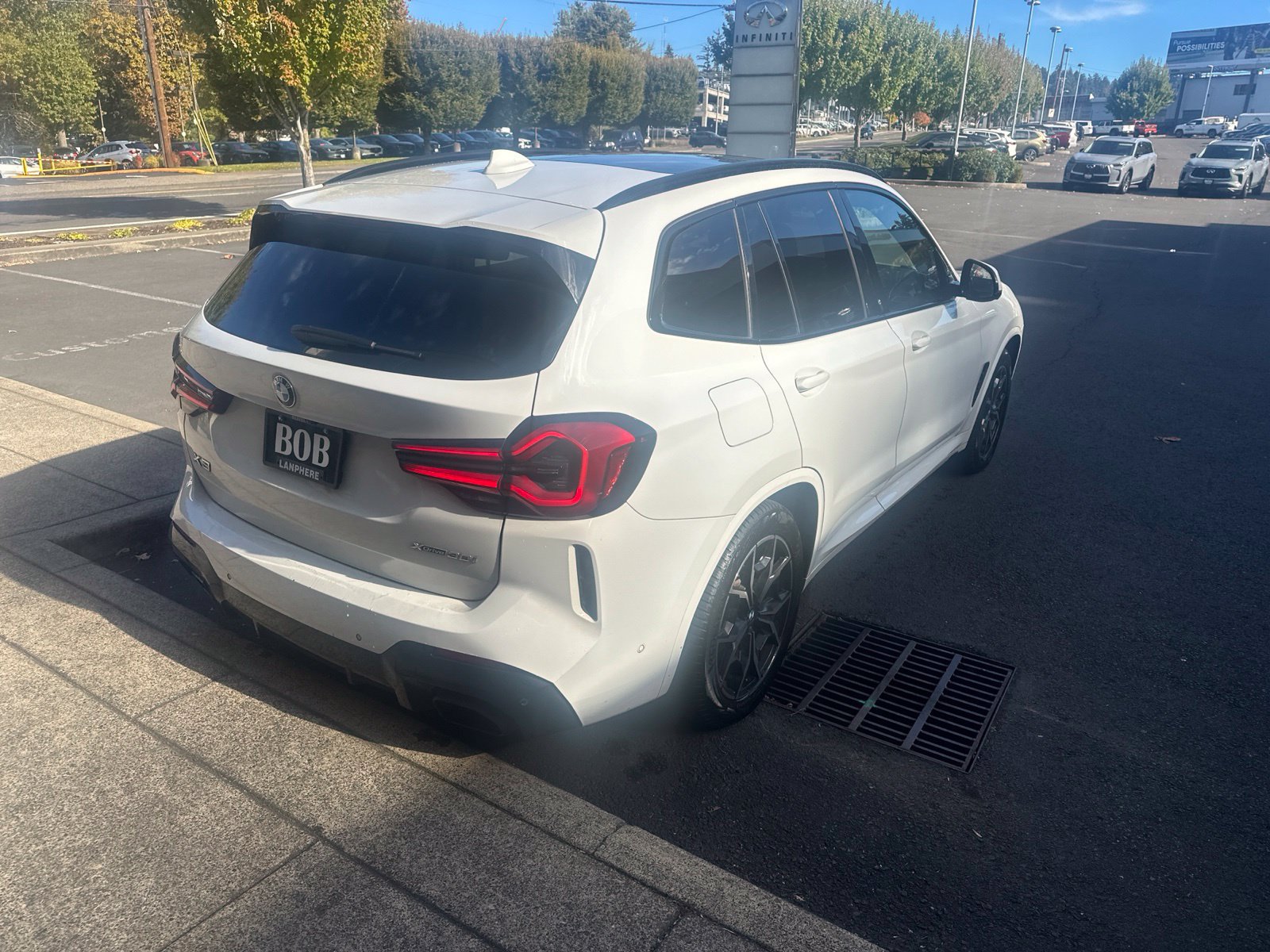 Used 2023 BMW X3 xDrive30i w/ M Sport Package AWD/4WD image 5