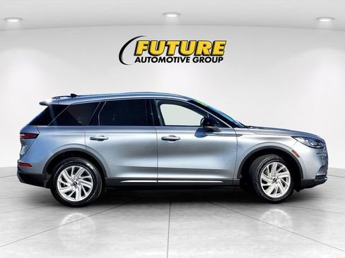 Used 2022 Lincoln Corsair FWD image 3