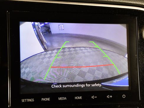 Used 2020 Mitsubishi Outlander SEL AWD/4WD image 27