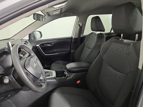 Used 2025 Toyota RAV4 XLE image 14