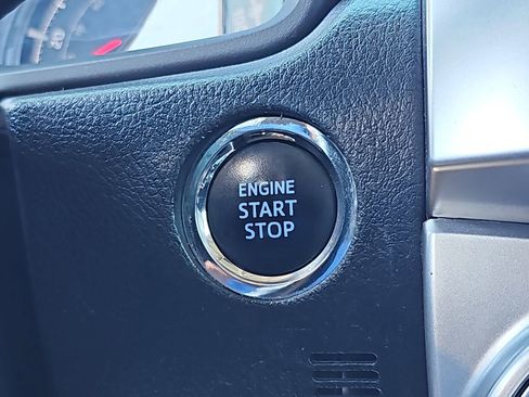 Used 2021 Toyota 4Runner SR5 image 28