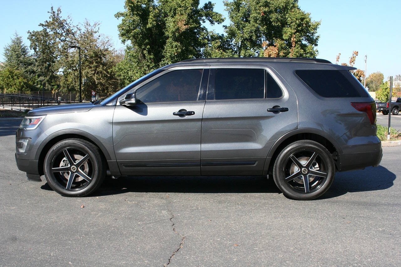 Used 2016 Ford Explorer Sport w/ Equipment Group 401A AWD/4WD image 7