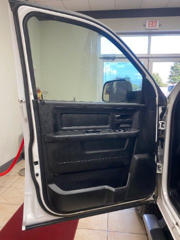 Used 2022 RAM 2500 Tradesman AWD/4WD image 11