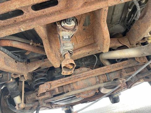 Used 2004 GMC Yukon XL SLT w/ Preferred Equipment Group image 27