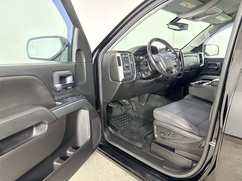 Used 2018 Chevrolet Silverado 1500 LT w/ All Star Edition AWD/4WD image 3