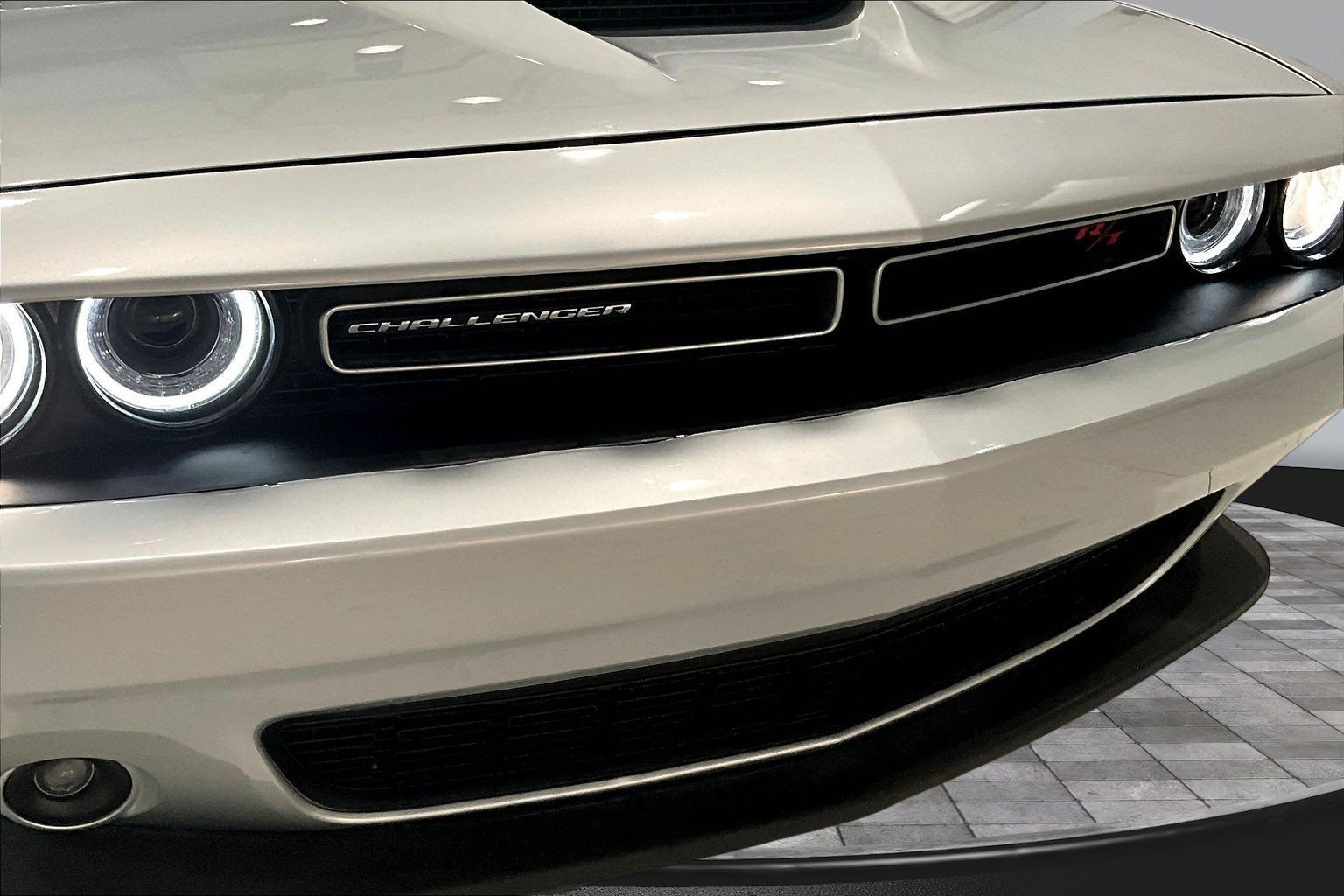 Used 2021 Dodge Challenger R/T RWD image 33