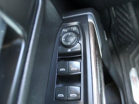 Used 2021 Chevrolet Silverado 1500 LT Trail Boss w/ Convenience Package II image 14