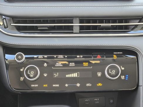 Used 2026 INFINITI QX60 Luxe w/ Cargo Package FWD image 19