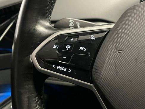 Used 2022 Volkswagen ID.4 Pro image 26