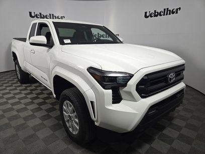 New 2025 Toyota Tacoma SR5