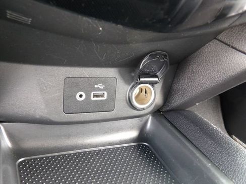 Used 2022 Nissan Rogue Sport SV FWD image 17