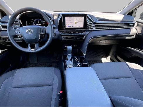 Used 2026 Toyota Camry LE FWD image 15