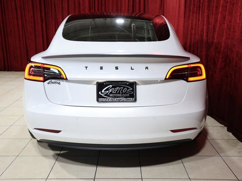 Used 2021 Tesla Model 3 Standard Range Plus image 10