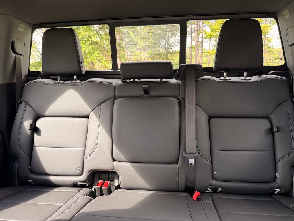 New 2026 Chevrolet Silverado 1500 RST AWD/4WD image 32