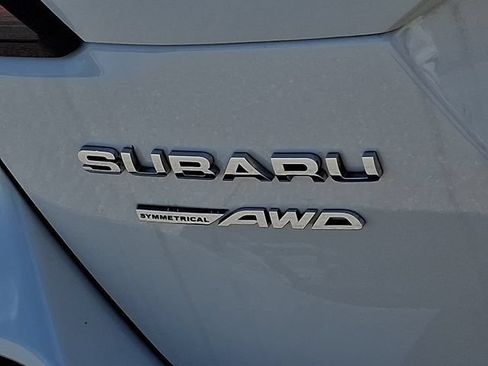 Used 2025 Subaru Outback Limited AWD/4WD image 38